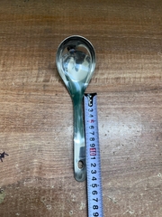 Muôi canh cán ngắn