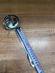 Muôi canh tròn