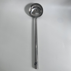 Muôi múc canh inox cán dài