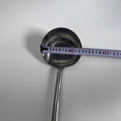 Muôi múc canh inox cán dài