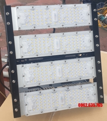Đèn pha Module sân bóng pickleball công suất 200W nguồn DONE