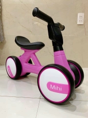 Xe chòi chân nhựa có đèn, nhạc Mini, Mint