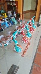 Xe chòi chân kết hợp bàn đạp 001