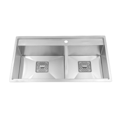 Chậu rửa chén inox Malloca MS 6303 ST tại thành phố Hồ Chí Minh