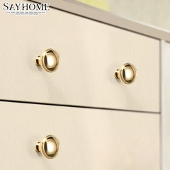 Núm tủ hiện đại màu vàng gold SH1087