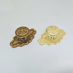 Núm tủ tân cổ điển vintage màu đồng và vàng xước SH1406