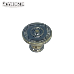 Núm tủ cổ điển màu đồng SH8062