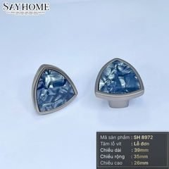 Núm tủ hiện đại đính đá màu vàng xước và bạc xước SH8972