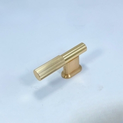 Núm tủ hiện đại màu vàng SH2805