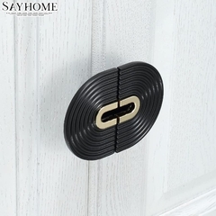 Tay nắm tủ hiện đại bán nguyệt màu đen vàng gold SH8977
