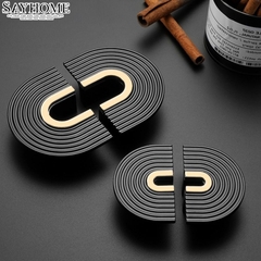 Tay nắm tủ hiện đại bán nguyệt màu đen vàng gold SH8977