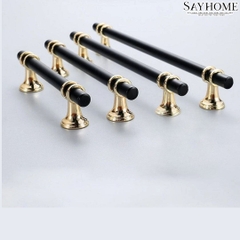 Tay nắm đũa hiện đại màu đen vàng SH5526