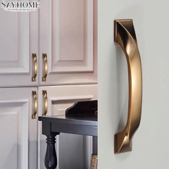 Tay nắm tủ hiện đại màu vàng đồng SH88D83 tại thành phố Hồ Chí Minh