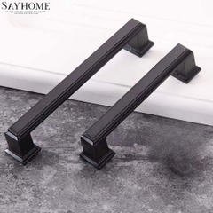 Tay nắm tủ hiện đại màu đen mờ SH8881