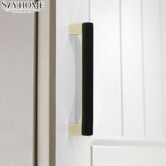 Tay nắm tủ hiện đại màu đen vàng gold SH8994