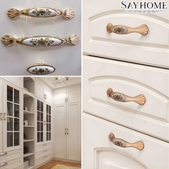 Tay nắm tủ tân cổ điển Vintage màu vàng mặt sứ trắng SH1802