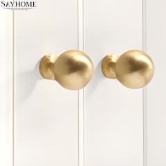 Núm tủ trơn hiện đại màu vàng gold 18k SH5586