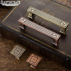 Tay nắm tủ tân cổ điển Vintage màu đồng SH8299