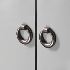 Tay nắm tủ hiện đại khoen tròn xám PDP8903