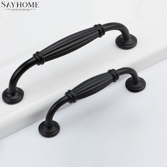 Tay nắm tủ tân cổ điển vintage màu đen mờ SH8319