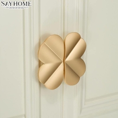 Tay nắm tủ tân cổ vintage bán nguyệt màu vàng gold SH9242