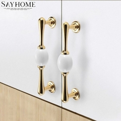 Tay nắm tủ tân cổ điển Vintage màu vàng gold mặt sứ trắng SH6833