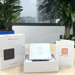Công tắc cảm ứng nhà thông minh FPT Smart Home Athena vuông màu trắng 2 nút