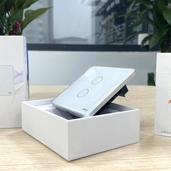 Công tắc cảm ứng nhà thông minh FPT Smart Home Athena vuông màu trắng 2 nút