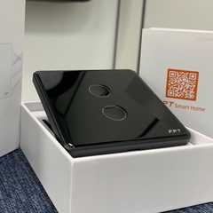 Công tắc cảm ứng nhà thông minh FPT Smart Home Athena vuông màu đen 2 nút