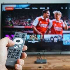 FPT Play Box H560: Không Chỉ Xem TV, Mà Còn Là Trung Tâm Điều Khiển Nhà Thông Minh!