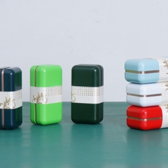 Hộp thiếc đựng trà cạnh tròn hoạ tiết hoa kích thước dài 80*80*56mm