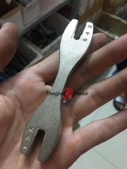 Cờ lê rút căm Thái Lan