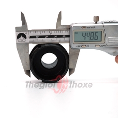 Dụng cụ làm trơn ren nắp xupap xe máy