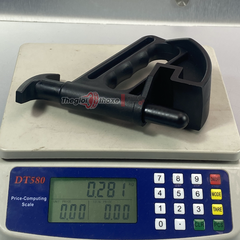 Kẹp mép giữ lốp ô tô