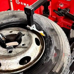 Mỏ vịt máy ra vào lốp