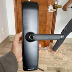 Khoá cửa vân tay VR-H35B dùng cho cửa gỗ