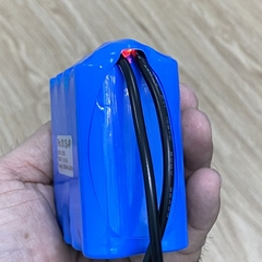 Pin lưu điện 12V 5.300mAh 64Wh 2S-4P