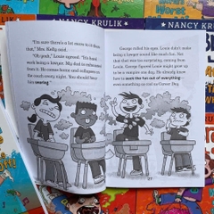 G𝐄𝐎𝐑𝐆𝐄 𝐁𝐑𝐎𝐖𝐍 𝐂𝐋𝐀𝐒𝐒 𝐂𝐋𝐎𝐖𝐍 - 𝟏𝟗 𝐓𝐀̣̂𝐏 George Brown, Class Clown là một bộ truyện hài hước và đầy thú vị dành cho thiếu nhi, được viết bởi Nancy Krulik. Câu chuyện xoay quanh nhân vật chính George Brown, một cậu bé với tính cách vui nhộn và những tình huống dở khóc dở cười ở trường học.