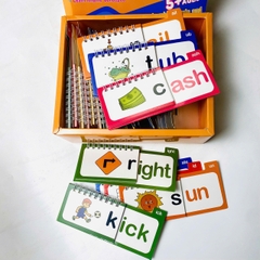 Word Family Build Book - Bộ flipbook luyện âm vần tiếng Anh chuẩn giáo trình Mỹ cho bé từ 5 tuổi