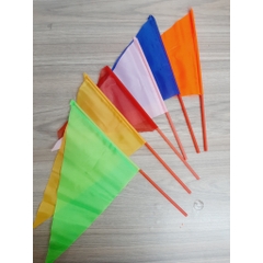 CỜ CẦM TAY TAM GIÁC THỂ DỤC