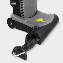 Máy hút bụi dạng chổi đứng Karcher CV 38/2 ADV thương hiệu Đức