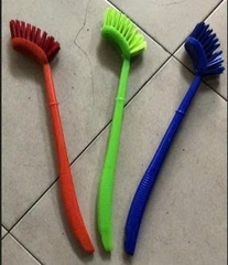 Bàn chải chà cầu cong
