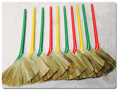 Chổi Cỏ Cán Nhựa