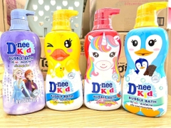 Tắm gội bé dnee