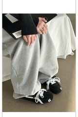 Giày Cat & Sofa Emoji Series Black Eyes