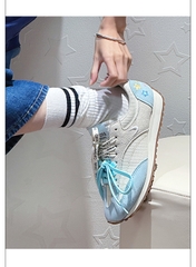 Giày Cat & Sofa Emoji Runner Light Blue 2025