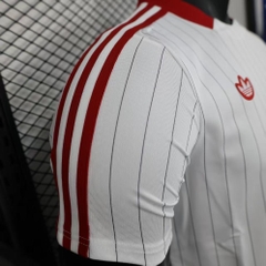 Áo Thun MU 2025 ( Terrace Trắng Đỏ )