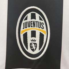 Retro Juventus 2004/2005 ( Sân Nhà )