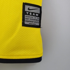 Retro Barcelona 2008/2009 ( Sân Khách )