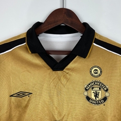 Retro Mu 2001/2002 Tay Dài ( Sân Khách )